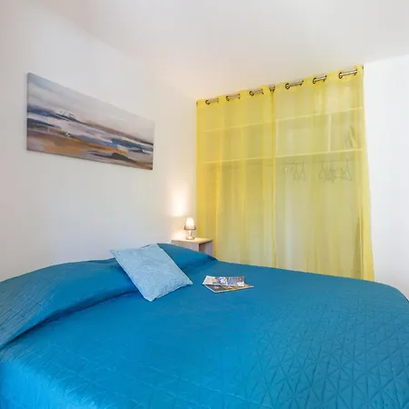 Domaine Du Preconil-5 By Interhome Апартаменты